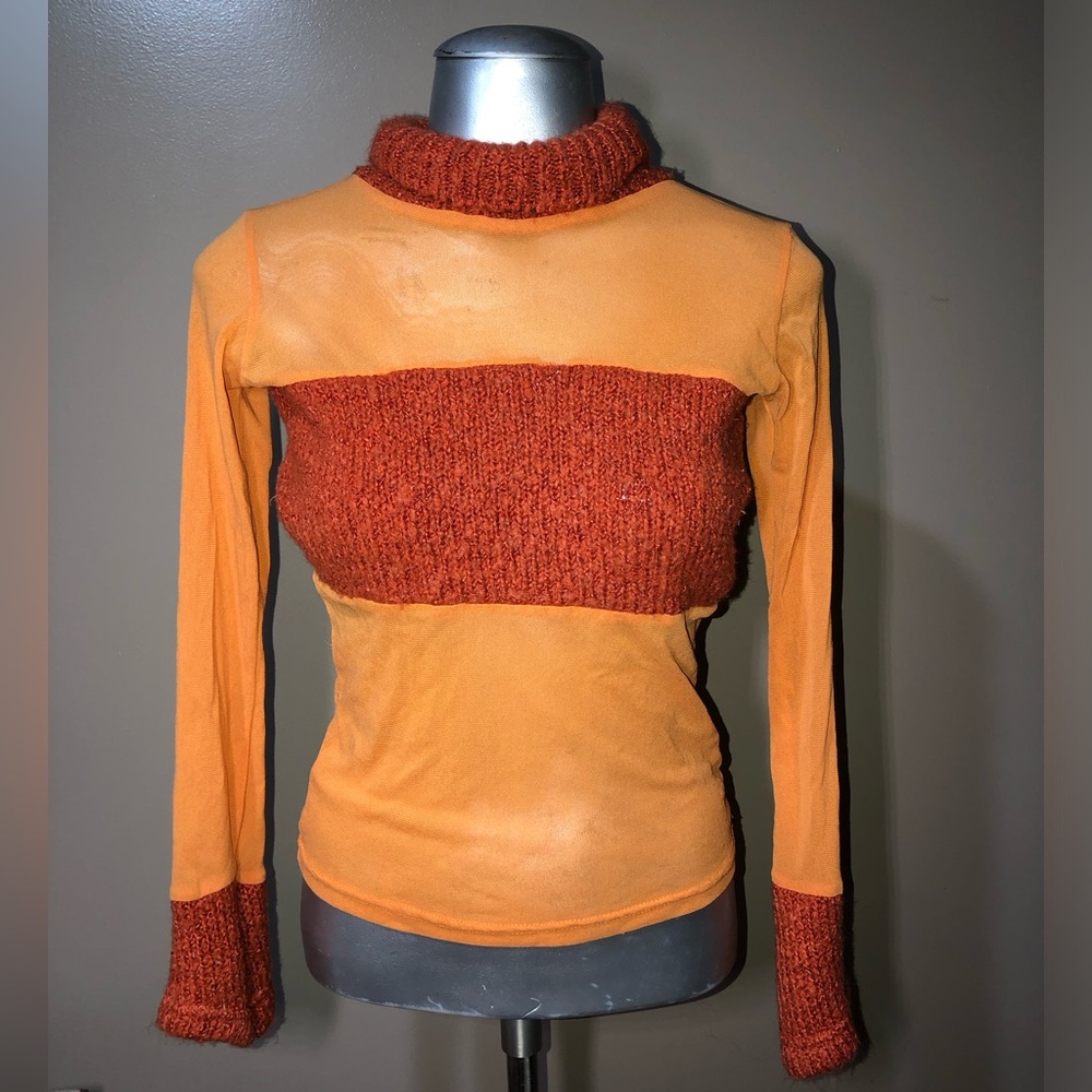 Vintage 1999 Orange and Rust Knit Women's Top